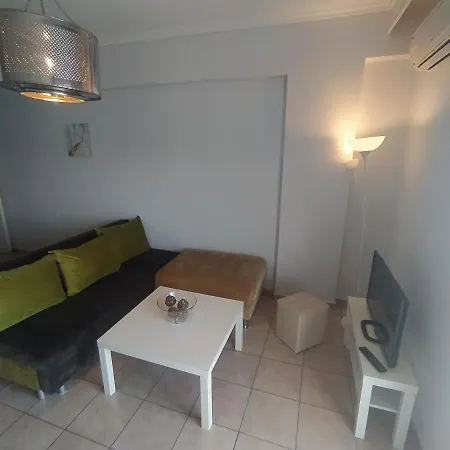 Traveler Homes 2 *